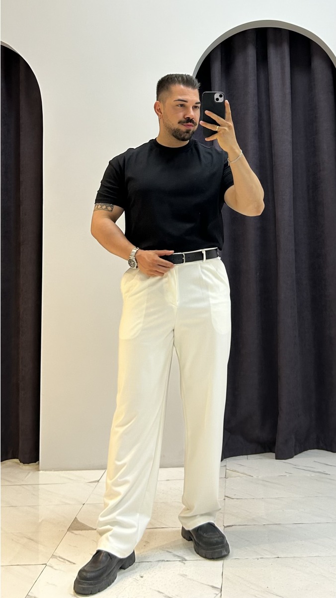 Omuz ve Kol Dar Regular Fit Basic T-Shirt - Siyah